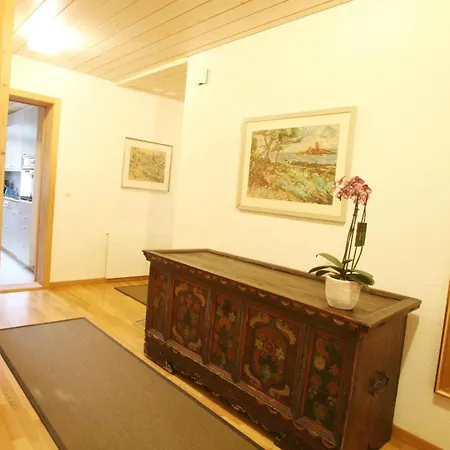 Pfander By Interhome アパート ツヴァイジンメン